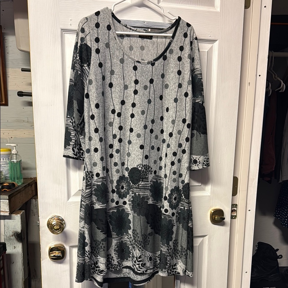 Reborn Black and Gray Patterned Dress